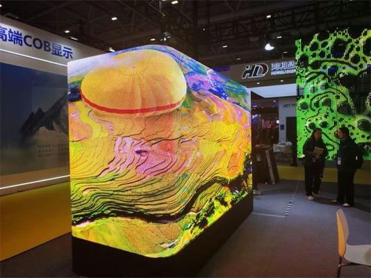 Наружный 3D L-образный изогнутый угол и правильный угол Решение P4 P5.7mm Led Display Screen Алюминиевый водонепроницаемый IP65 960*960mm Наружный рекламный светодиодный экран