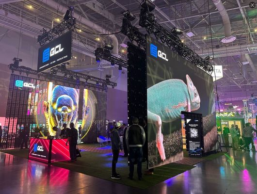 Хорошая цена Легкая видеопанель с светодиодными стенами для аренды в помещениях, вес 7,4 кг для окончательной стадии работы онлайн